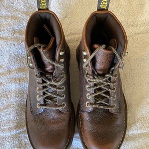 Doc marten men’s short boots. Very good condition. Son grew out of them.